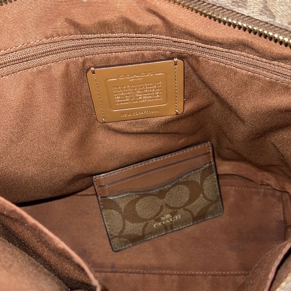 Coach purse - Picture 6 of 7